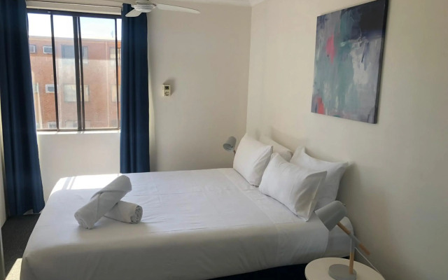 Perth Central City Stay Apartment Hotel