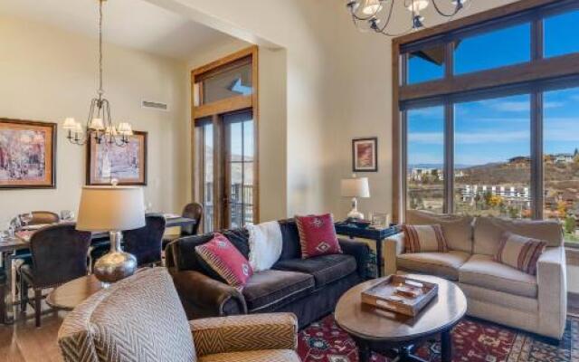 Edgemont 2707 - Luxury Ski-in Ski-out Condo