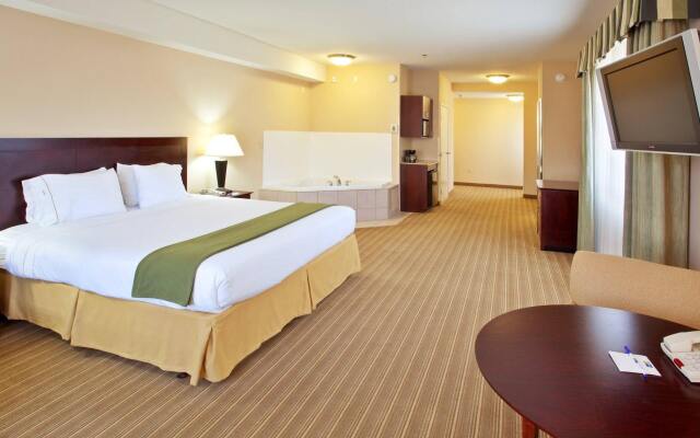 Holiday Inn Express Hotel & Suites River Park, an IHG Hotel