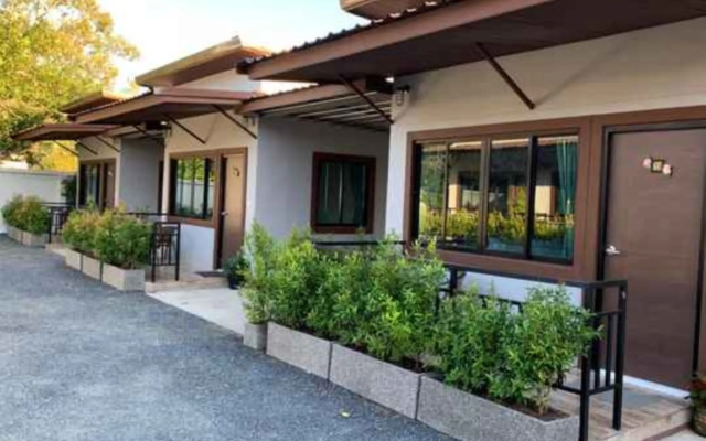 Thalang Resort
