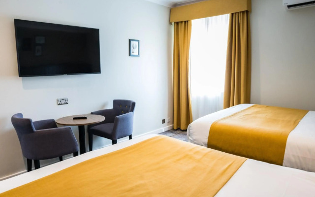 Almondsbury Inn & Lounge