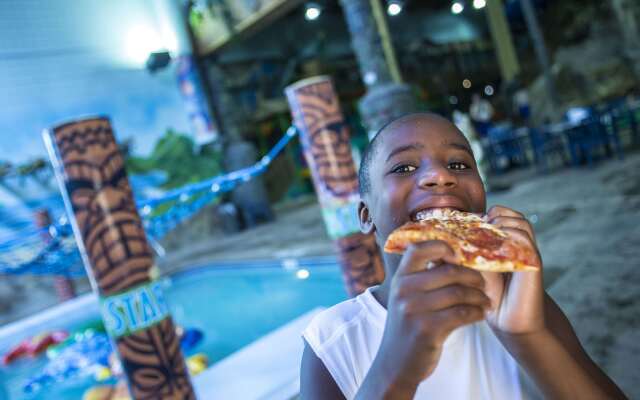 Edgewater Hotel & Waterpark