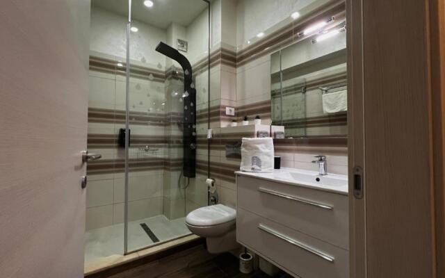 White Tower Mamaia, apartment privat - studio