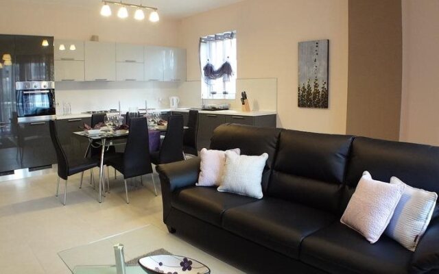 Eri Apartments SW