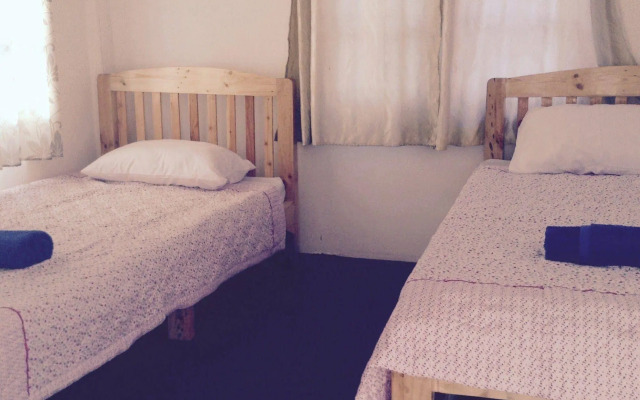 Phurida Hostel - Adults Only