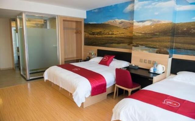 Thank Inn Plus Hotel Sichuan Neijiang Hongxing Red Star Macalline