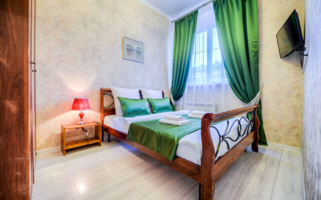 Apartments Five Stars Stylish apartment with European renovation