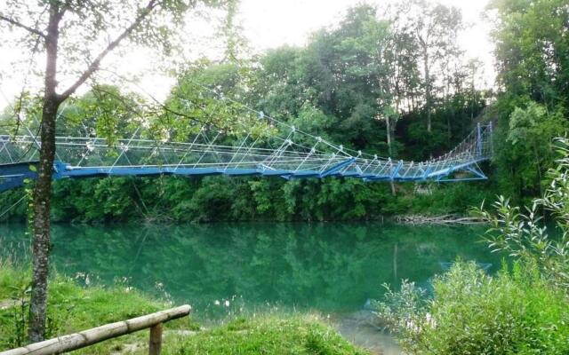 Sunny Terrace Apartment