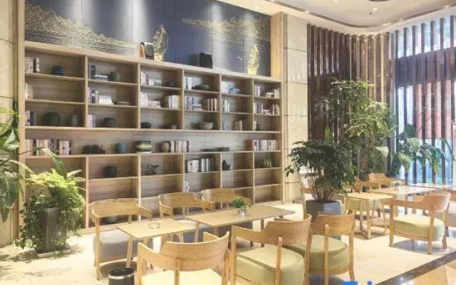 Maureen Hotel selected (Ningxiang feicuihu)