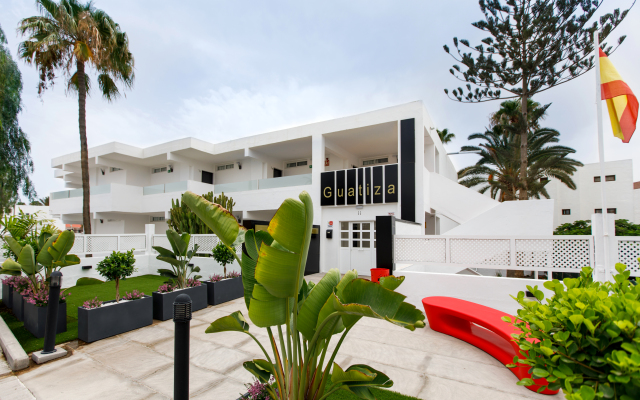 Guatiza Apartments