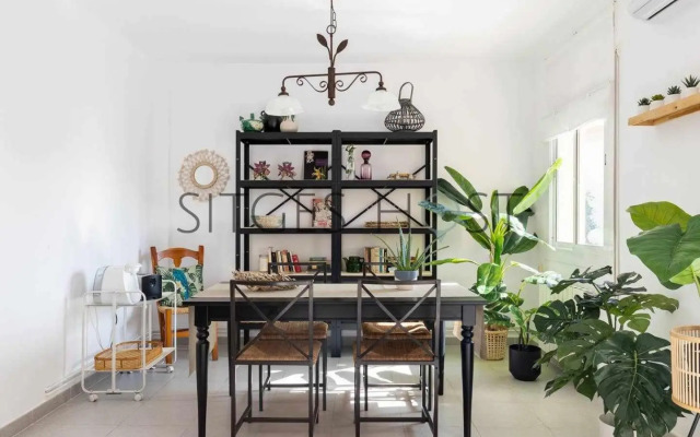 Con patio y a 5 minutos de la playa