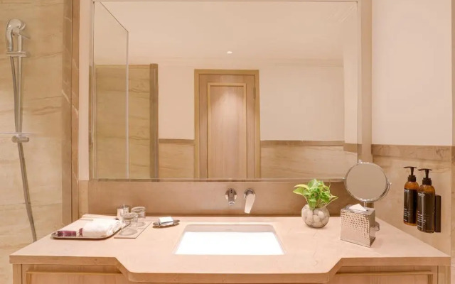 Aurika, Mumbai International Airport