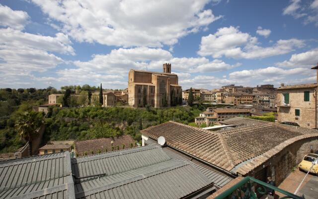 Siena house very central