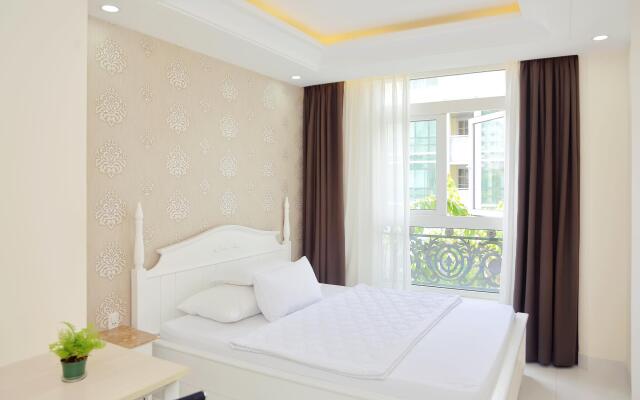 Sunshine Hotel & Apartment