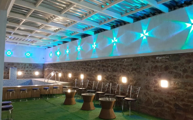 The Retreat-Pool Villa 5BHK with private indoor pool