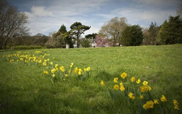 Parc Le Breos House