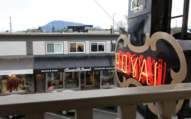 Royal Hotel