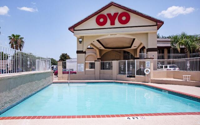 OYO Hotel McAllen Airport South