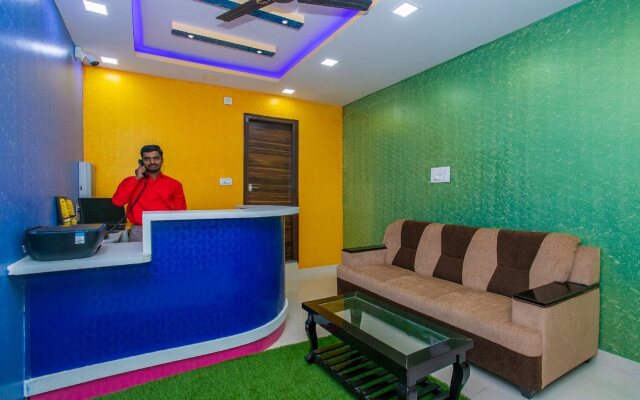 Hotel Golden Arch By OYO Rooms
