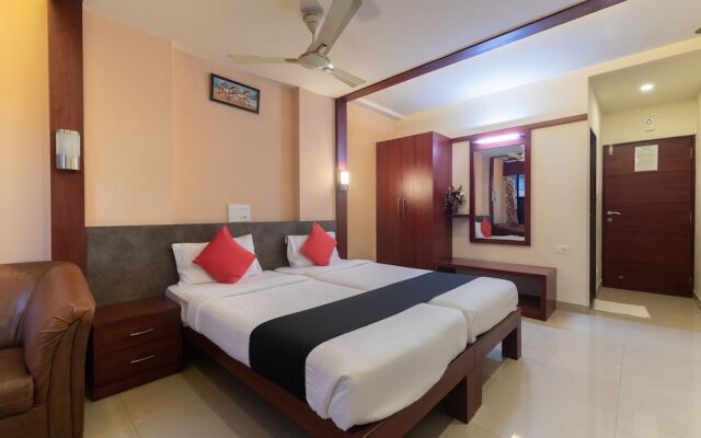 OYO 19377 Falnir Palace