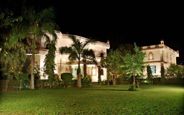 Raj Palace Resort