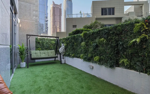 The Luxury Downtown Co-living