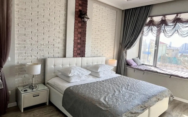 Апартаменты на улице Светланская, 37