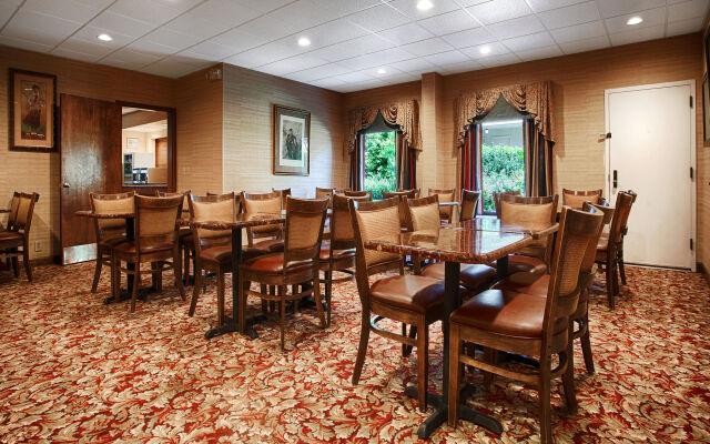 SureStay Plus Hotel by Best Western Southern Pines Pinehurst