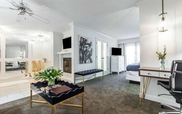 The Burgundy Hotel, Tapestry Collection by Hilton