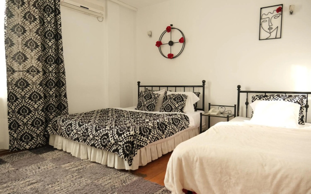 Sara Hotel