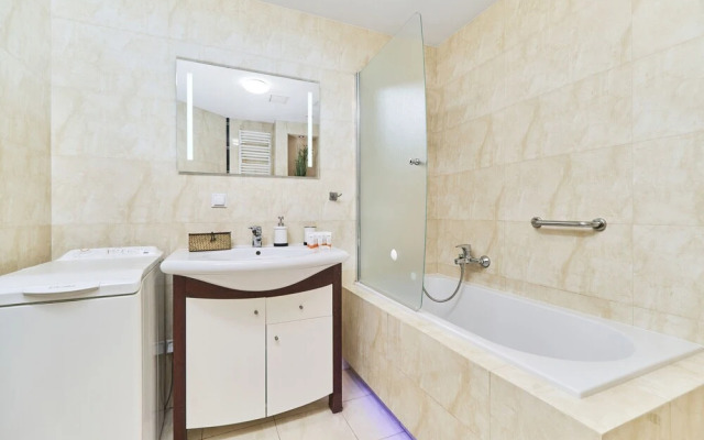 Modern Apartments Krawiecka by Renters