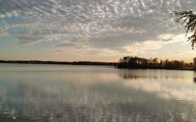 Waterfront Apartment 15 Min From Montreal Airport