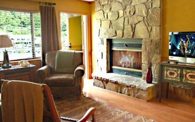 Mountain Village Inn Condominiums