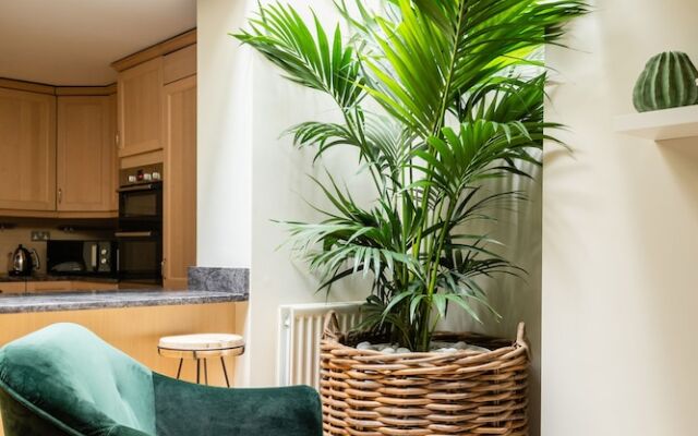 The Luxe Chelsea Townhouse