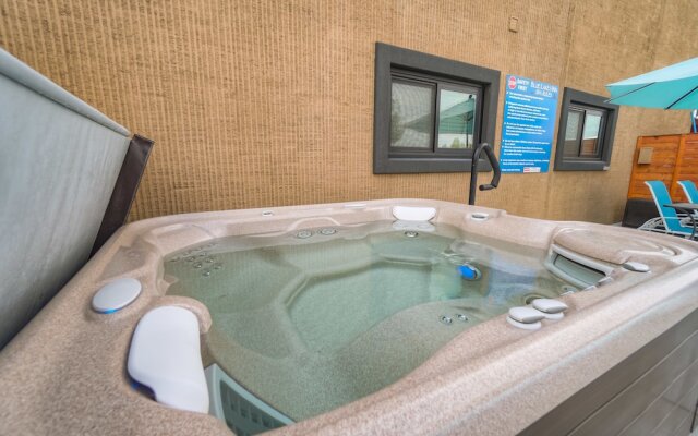 Blue Lakes Inn & Extended Stay