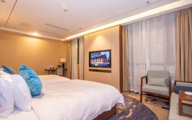 Peninsula International Hotel