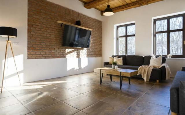 Villa in Rudnik With Private hot tub