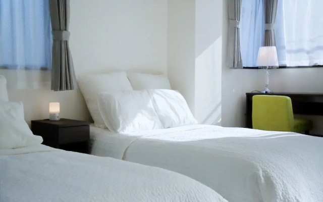 Osaka Namba Rakuraku Hotel