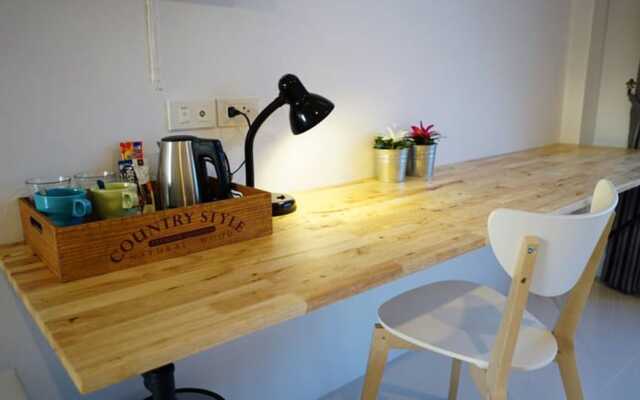 The Color Place Apartment