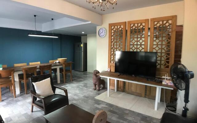 8th House @ center of Chiangmai old town