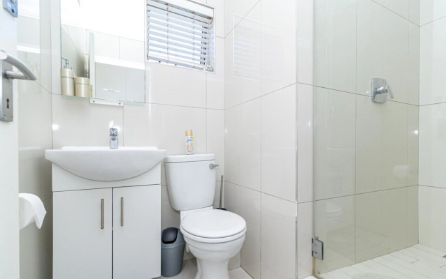 Modern Seaview Apartment