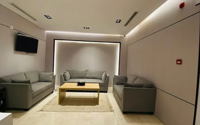 Tallaq hotel