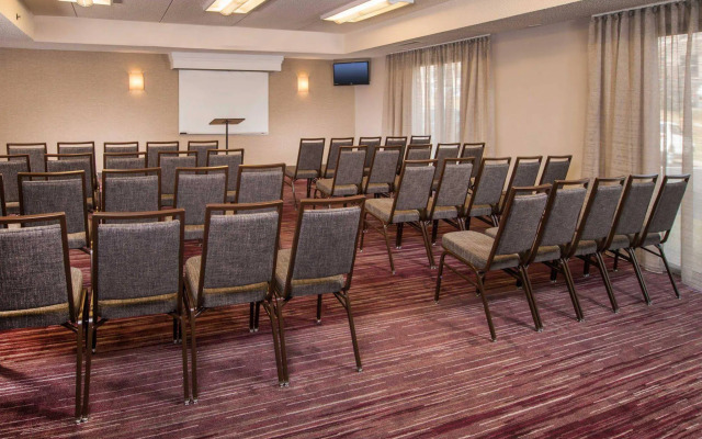 Courtyard by Marriott Washington Dulles Airport Chantilly