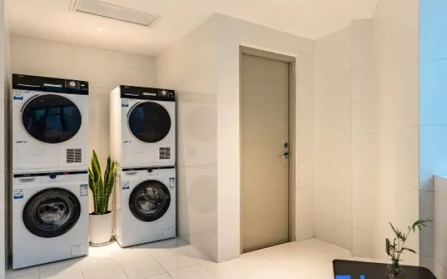 Compaq Hotel (Nanshan Lilin Subway Station Store)