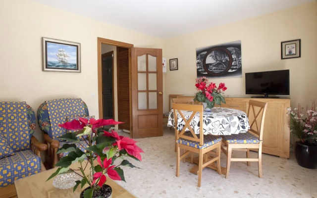 Malaga 101679 3 Bedroom Apartment By Mo Rentals