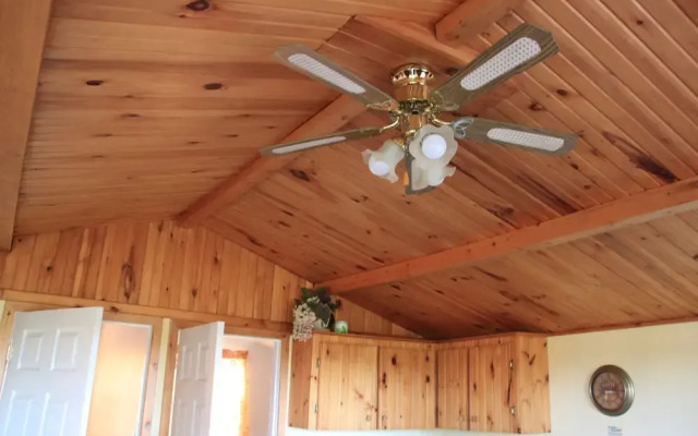 Rustico Acres Cottages