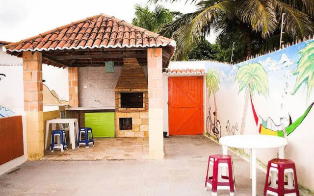 Swell's Hostel & Suites
