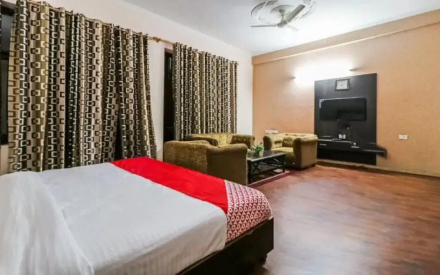 Hotel Nestway by OYO Rooms