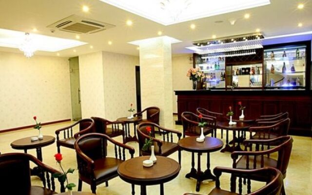 Lavish Centre Hotel