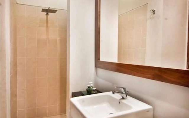 The Green Zhurga Suites